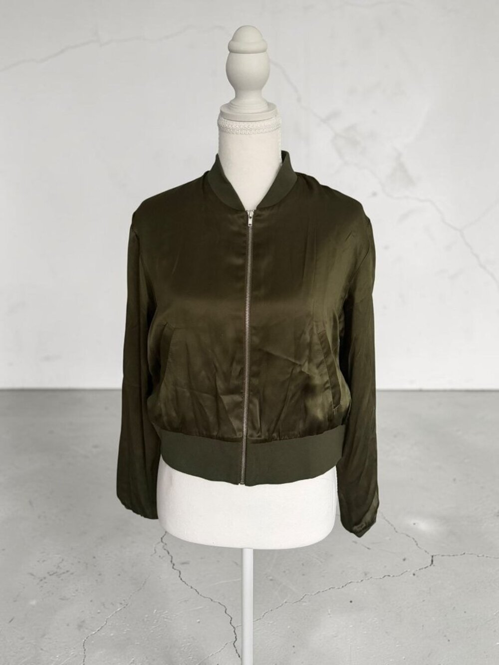 AMANDA UPRICHARD Womens 100% Silk Olive Green Bomber Jacket Size Small